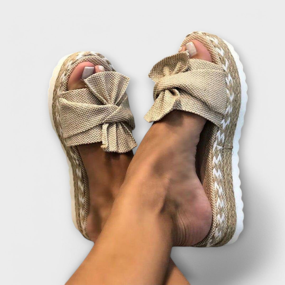 Isadora | Ortopedické sandály s mašlí