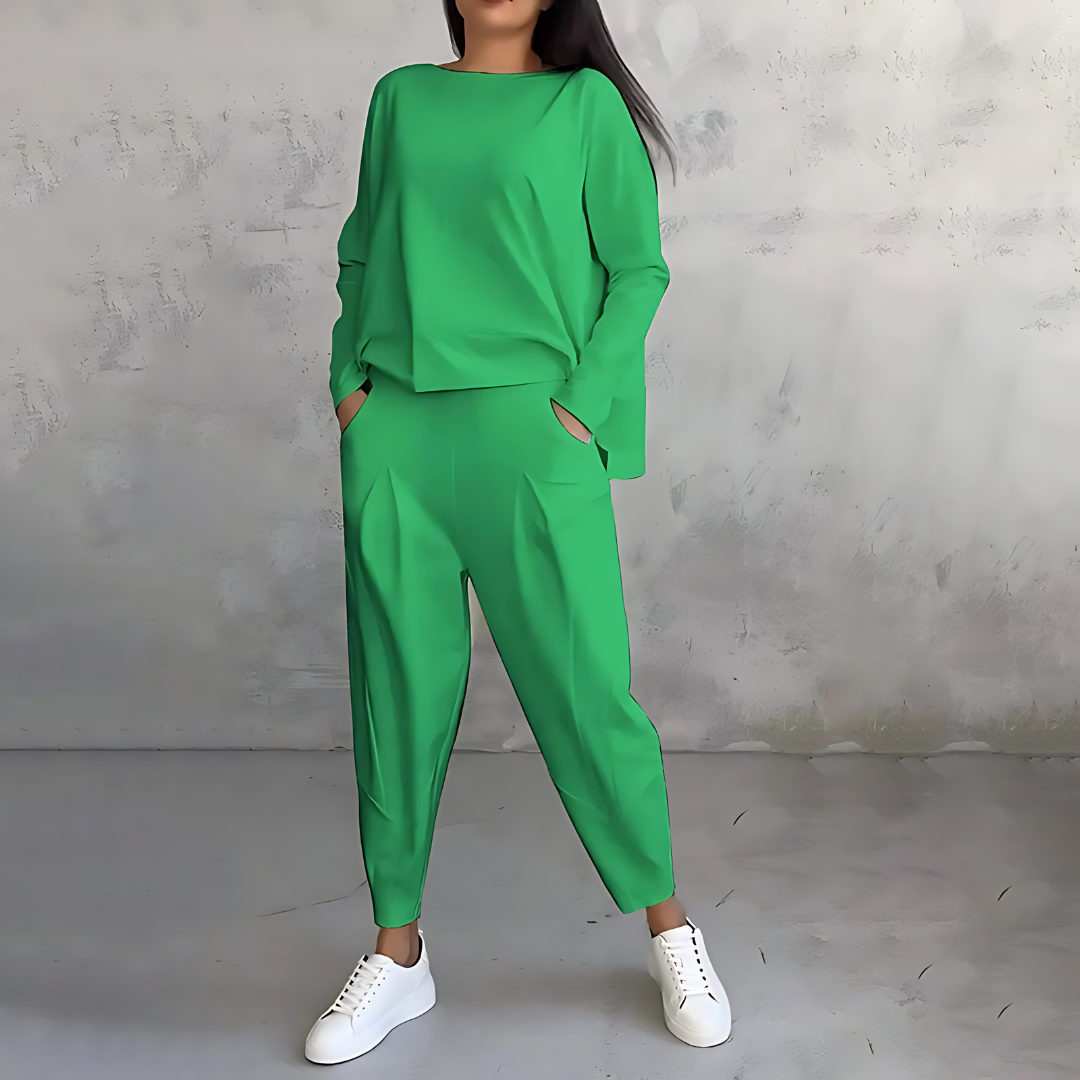 Isabeau | Kompletní Dvoudílný Stylový a Univerzální