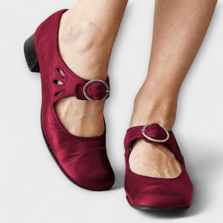 Eleanor | Elegantní kožené baleríny s přezkou